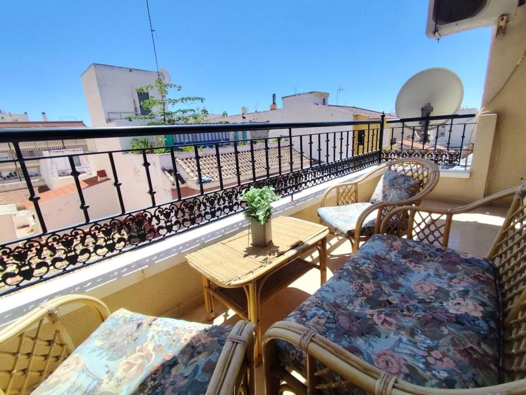 Venta de piso en Piso en Calle Bazan, El Molino, Torrevieja, Torrevieja
 photo 3