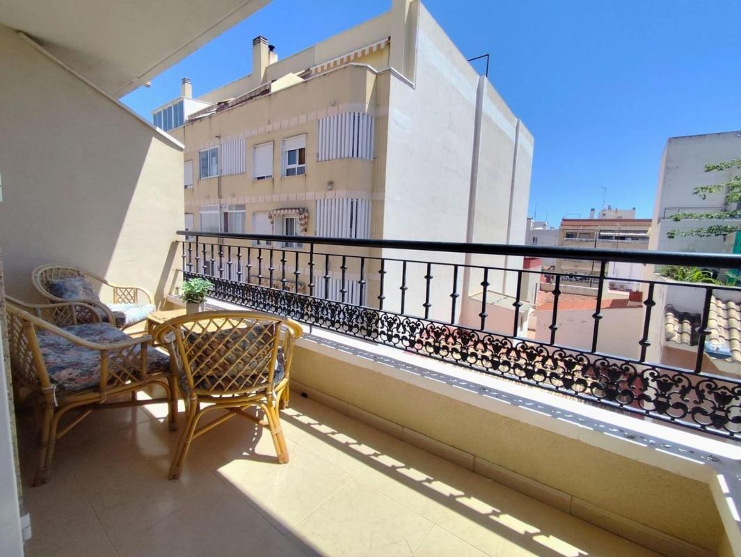 Venta de piso en Piso en Calle Bazan, El Molino, Torrevieja, Torrevieja
 photo 5