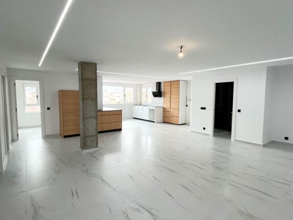 Venta de piso en Piso en Calle Convent, Petrer, Petrer
thumbnail 1