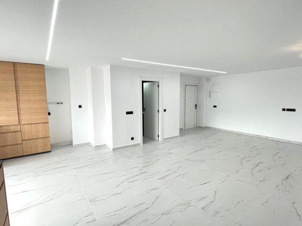 Venta de piso en Piso en Calle Convent, Petrer, Petrer
thumbnail 2