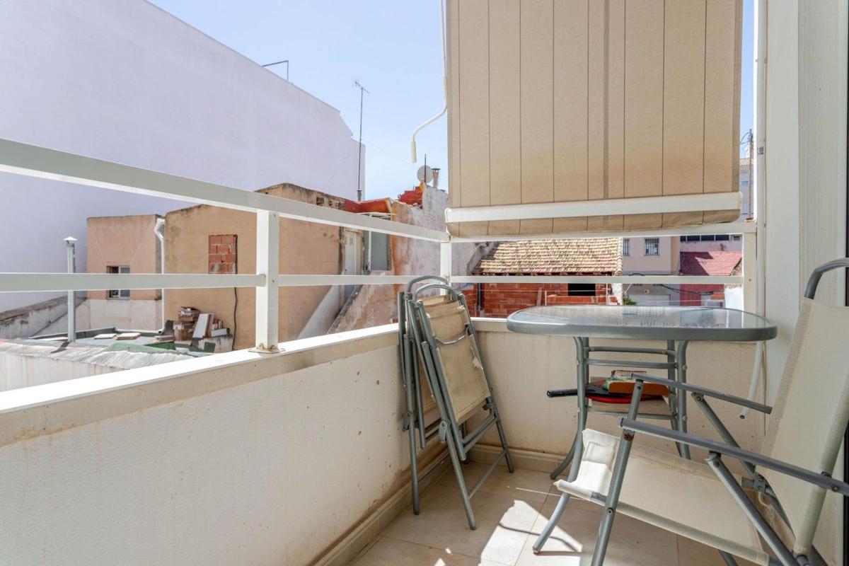 Venta de piso en Piso en Calle Joaquín Chapaprieta, El Molino, Torrevieja, Torrevieja
photo 3