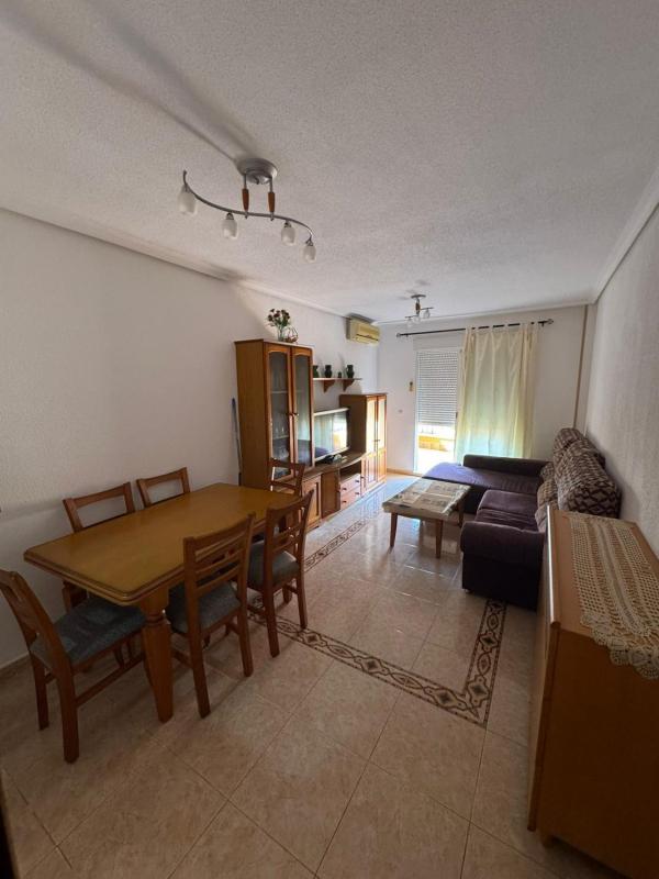 Venta de piso en Piso en Calle Los Emilios, 69, Nueva Torrevieja, Torrevieja, Torrevieja
photo 3