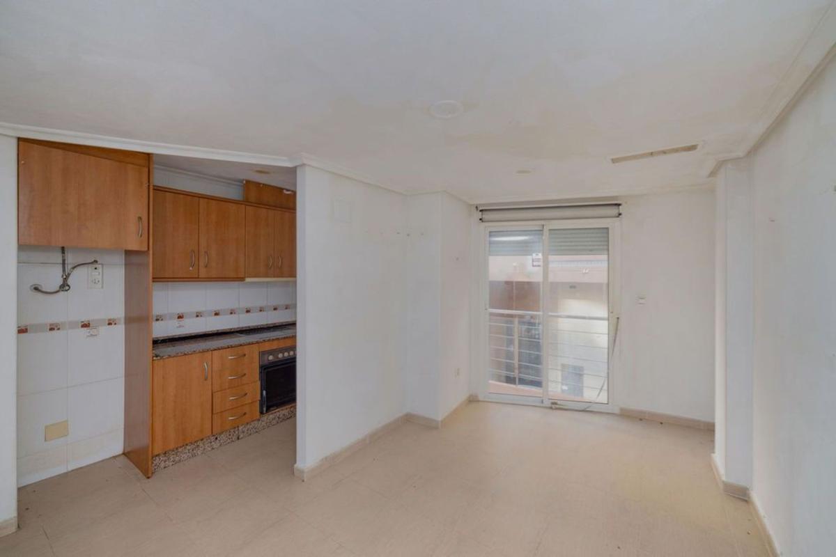 Venta de piso en Piso en Calle Bergantin, Avenida Habaneras - Curva de Palangre, Torrevieja, Torrevieja
photo 3