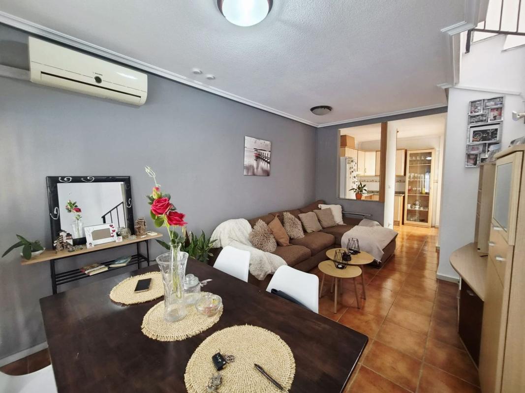 Properties for sale and rent in Spain photo 5