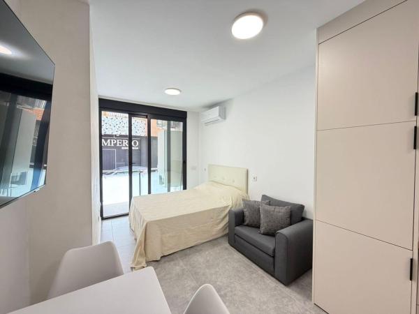Estudio en venta en Estudio en Calle Concordia, Playa del Cura, Torrevieja, Torrevieja thumbnail 1