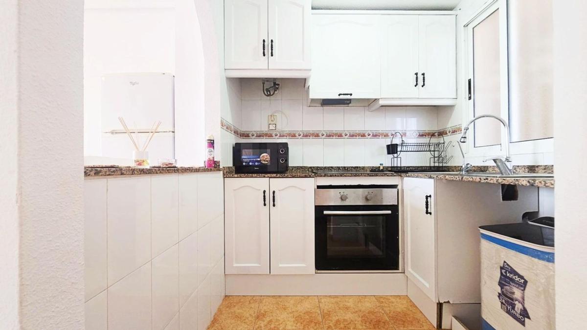 Venta de piso en Piso en Nueva Torrevieja, Torrevieja, Torrevieja
photo 2