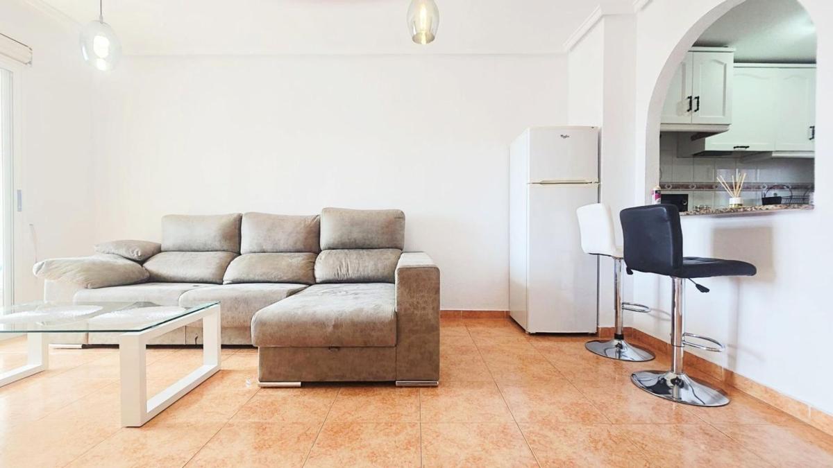 Venta de piso en Piso en Nueva Torrevieja, Torrevieja, Torrevieja
photo 3