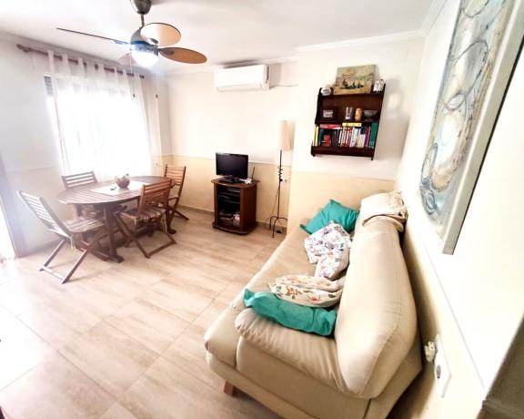 Продажа квартиры на Piso en Calle Clemente Gosálvez, 52, Centro - Muelle Pesquero, Torrevieja, Торревьеха
photo 1