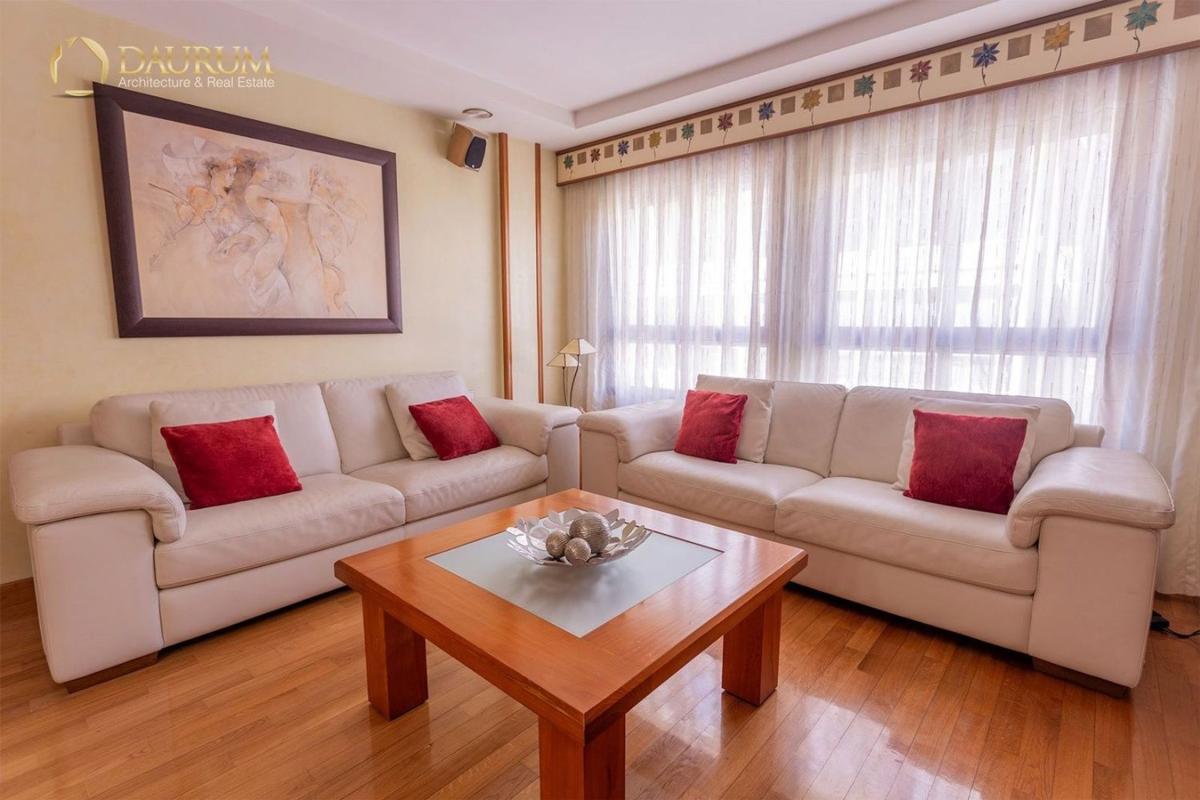 Venta de piso en Piso en Calle Alemania, Ensanche-Diputación, Alicante / Alacant, Alicante / Alacant
photo 3