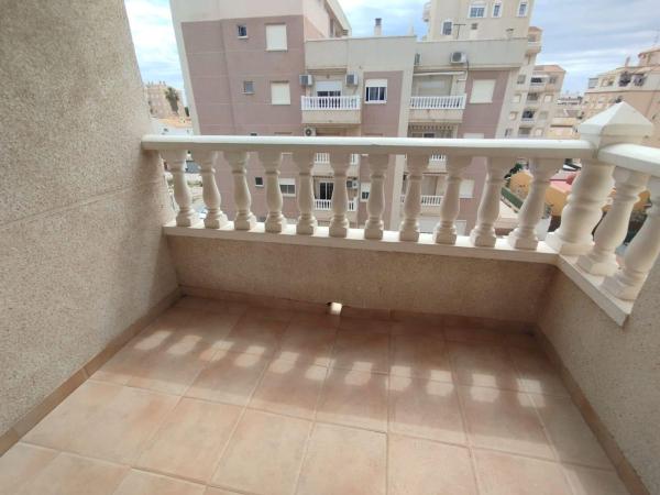 Sale of flat in Piso en Calle Los Emilios, Nueva Torrevieja, Torrevieja, Torrevieja
thumbnail 1