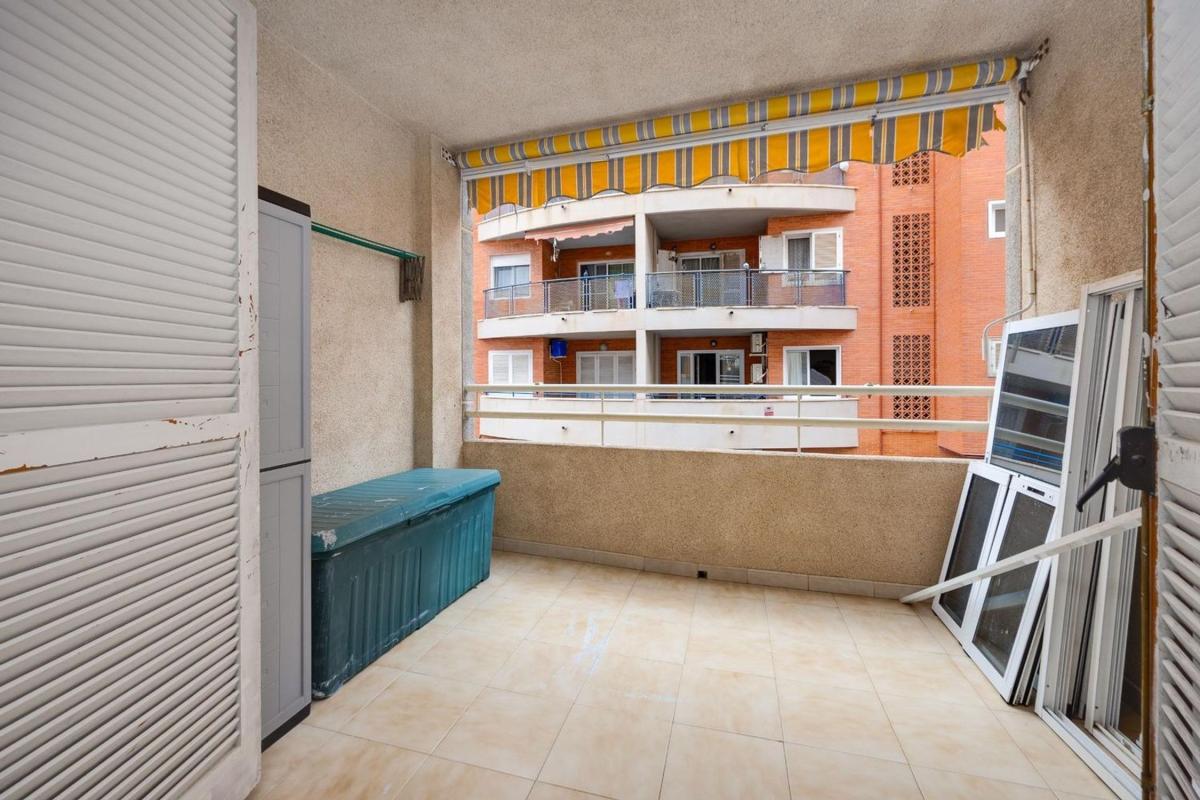 Sprzedaż mieszkania w Piso en Calle Rafal, 12, El Acequión, Torrevieja, Torrevieja
photo 2
