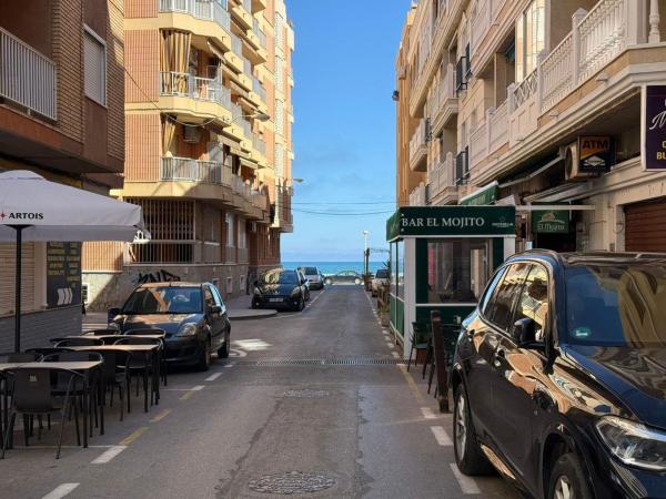 Sale of flat in Piso en Calle Mar Baltico, 18, Playa de los Locos, Torrevieja, Torrevieja
thumbnail 1