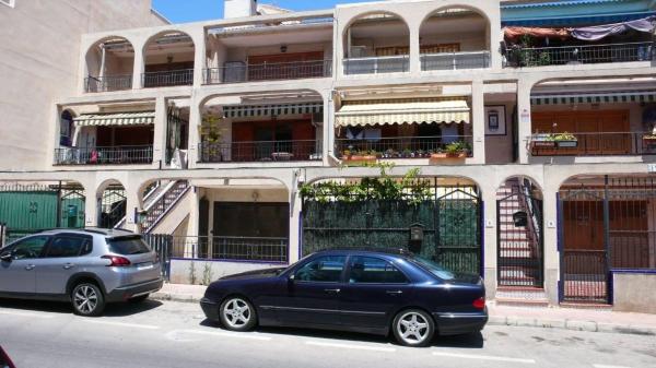 Продажа квартиры на Piso en Avenida Diego Ramírez Pastor, 241, Avenida Habaneras - Curva de Palangre, Torrevieja, Торревьеха
 photo 2