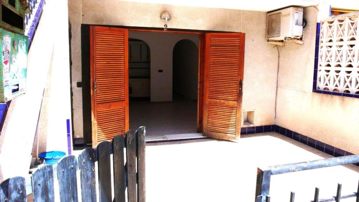 Sprzedaż mieszkania w Piso en Avenida Diego Ramírez Pastor, 241, Avenida Habaneras - Curva de Palangre, Torrevieja, Torrevieja
 photo 3