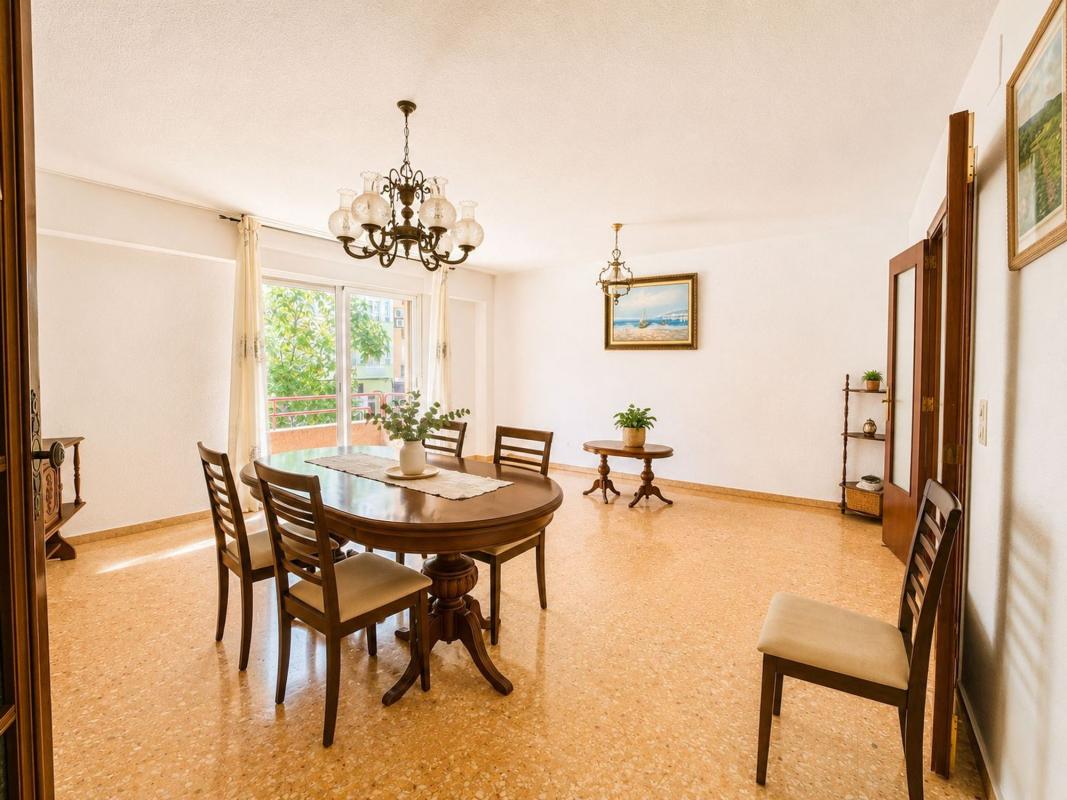 Sale of apartment in Piso en Centro Urbano, Denia, Denia
photo 2