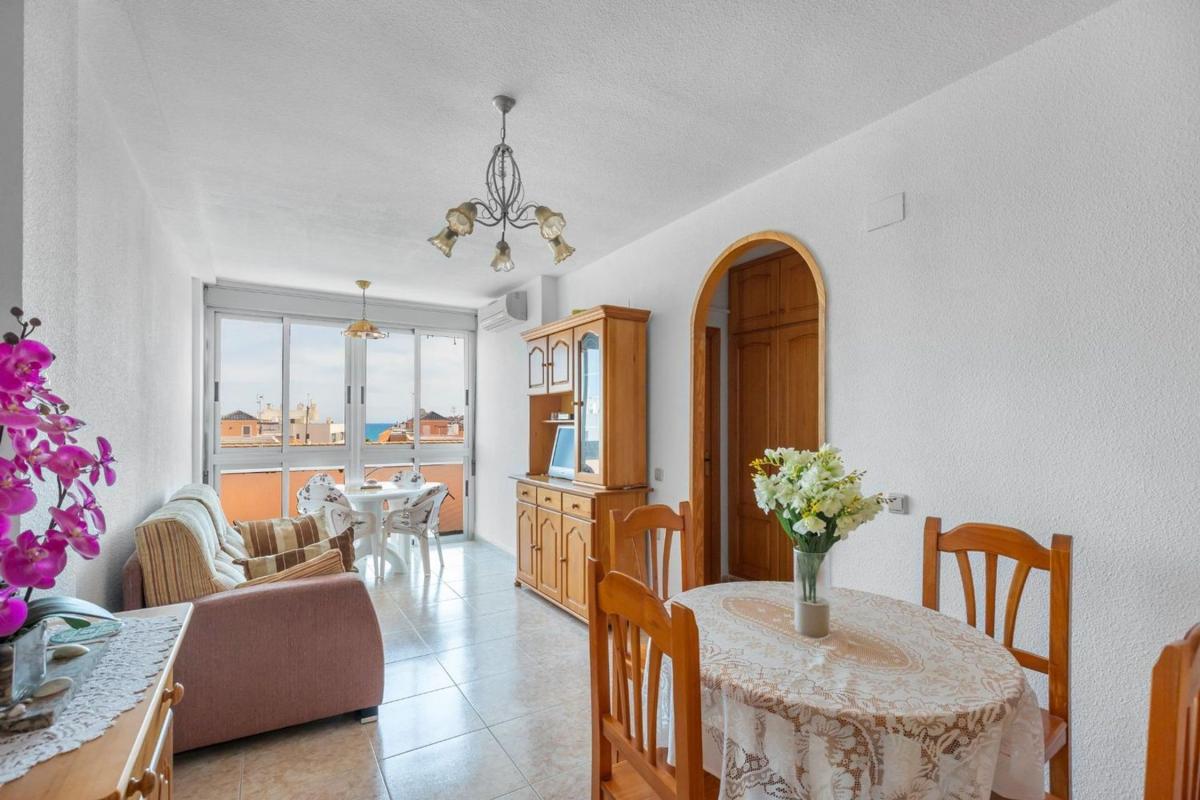 Venta de piso en Piso en Calle del Puerto Romano, 1, Gaspar Perrelló, Torrevieja, Torrevieja
photo 5