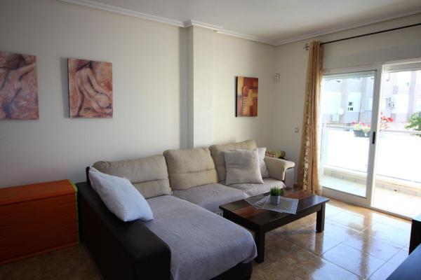 Venta de piso en Piso en Calle 12 de Octubre, Zona Pueblo, Pilar de la Horadada, Pilar de la Horadada
thumbnail 2