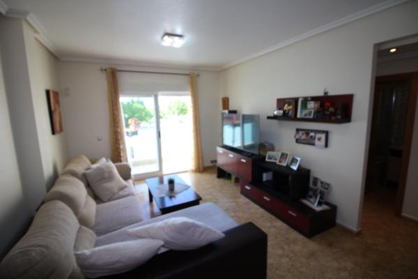 Venta de piso en Piso en Calle 12 de Octubre, Zona Pueblo, Pilar de la Horadada, Pilar de la Horadada
 photo 4