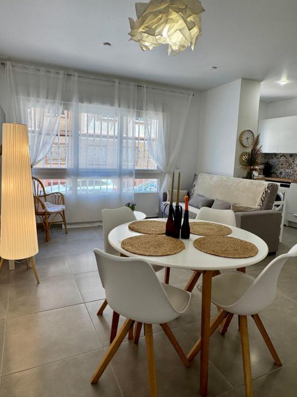 Продажа квартиры на Piso en Calle la Loma, 102, Avenida Habaneras - Curva de Palangre, Torrevieja, Торревьеха
photo 3