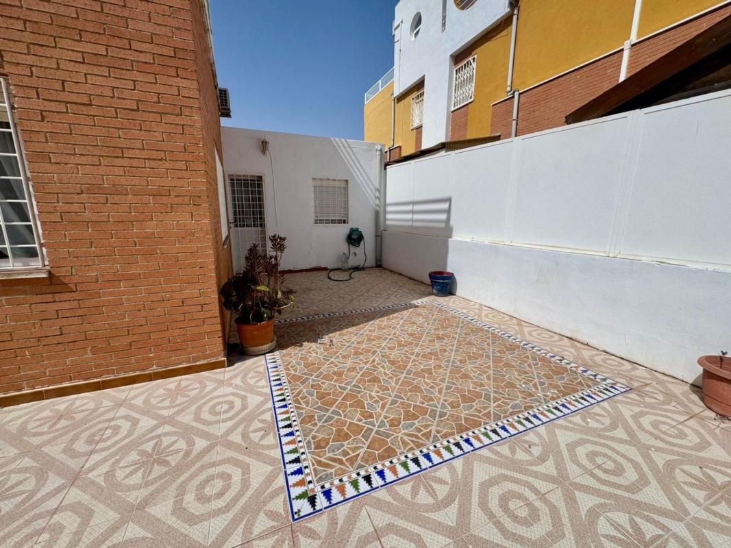 Properties for sale and rent in Spain photo 3