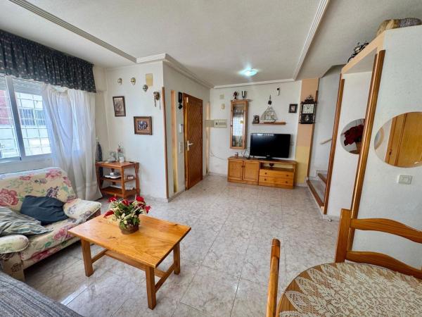 Chalet adosado en Los Balcones y los Altos, Orihuela photo 4