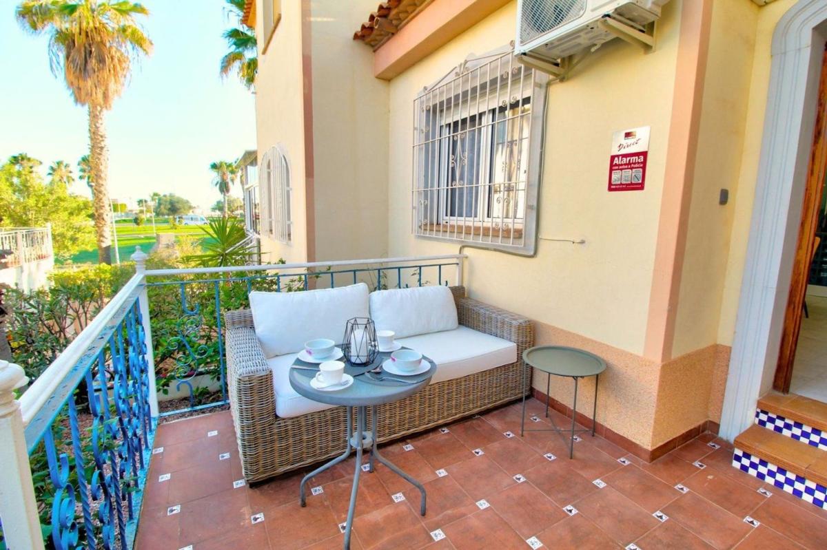 Venta de estudio en Estudio en Avenida Tomas Martinez Domenech, Los Balcones - Los Altos del Edén, Torrevieja, Torrevieja photo 1