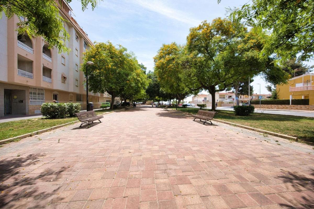 Sprzedaż mieszkania w Piso en El Acequión, Torrevieja, Torrevieja
photo 3