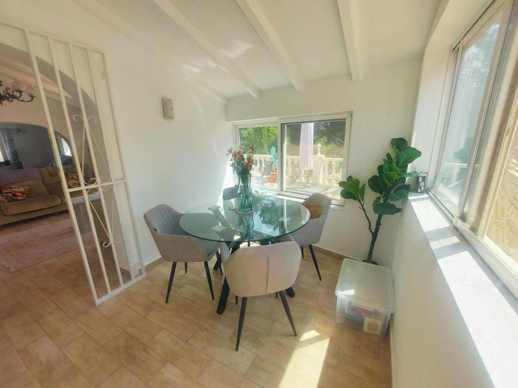 Properties for sale and rent in Spain photo 4