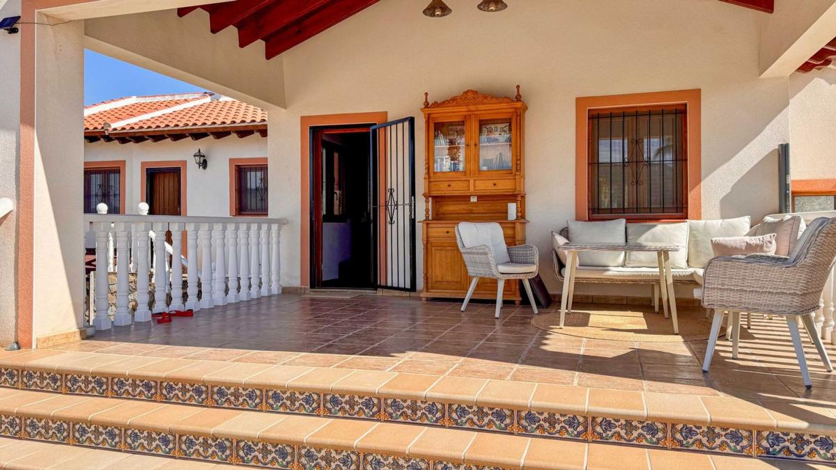 Properties for sale and rent in Spain photo 3