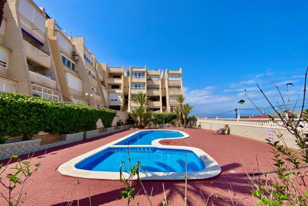 Venta de piso en Piso en Cabo Cervera, Torrevieja, Torrevieja
photo 1