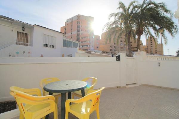 Casa o chalet independiente en Calle Segovia, 13, Cabo Cervera, Torrevieja photo 1