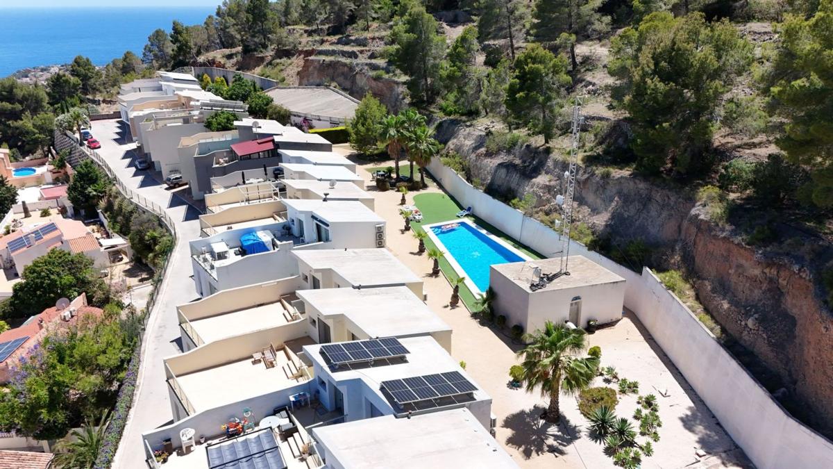 Properties for sale and rent in Spain photo 2