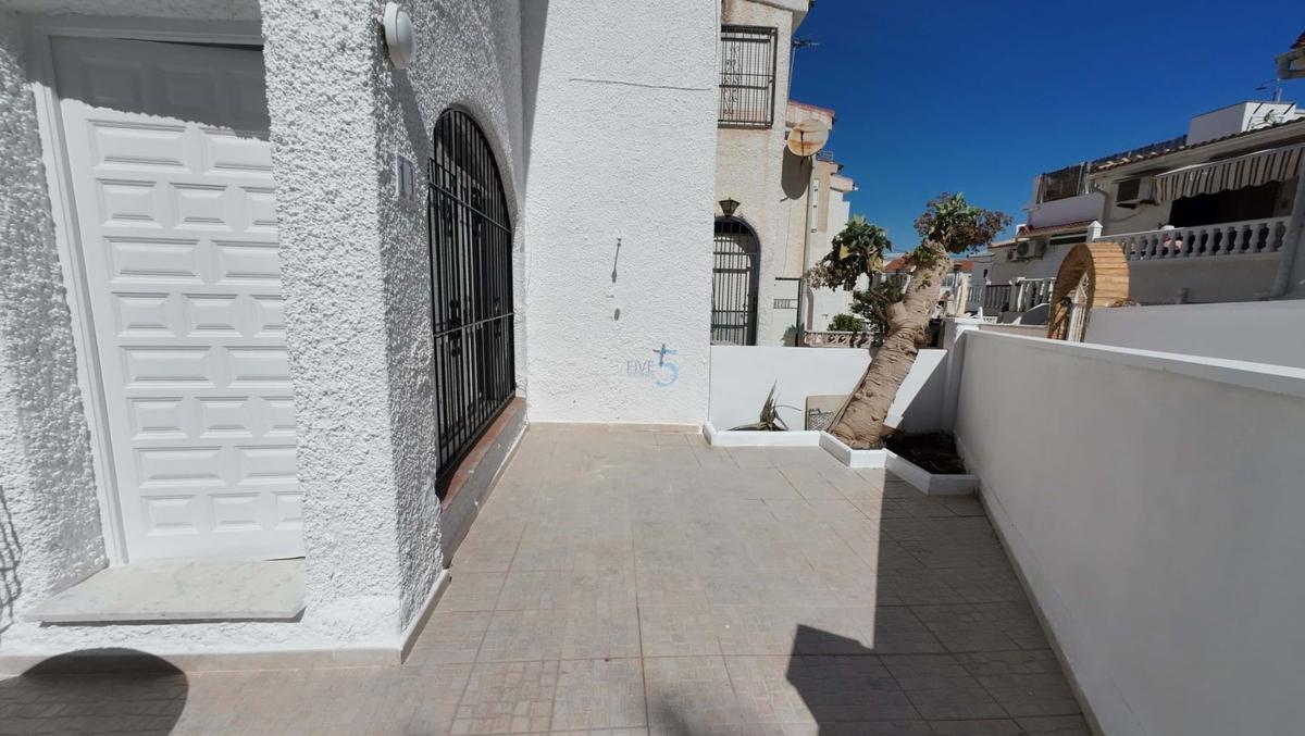 Venta de piso en Piso en Cabo Cervera, Torrevieja, Torrevieja
photo 2