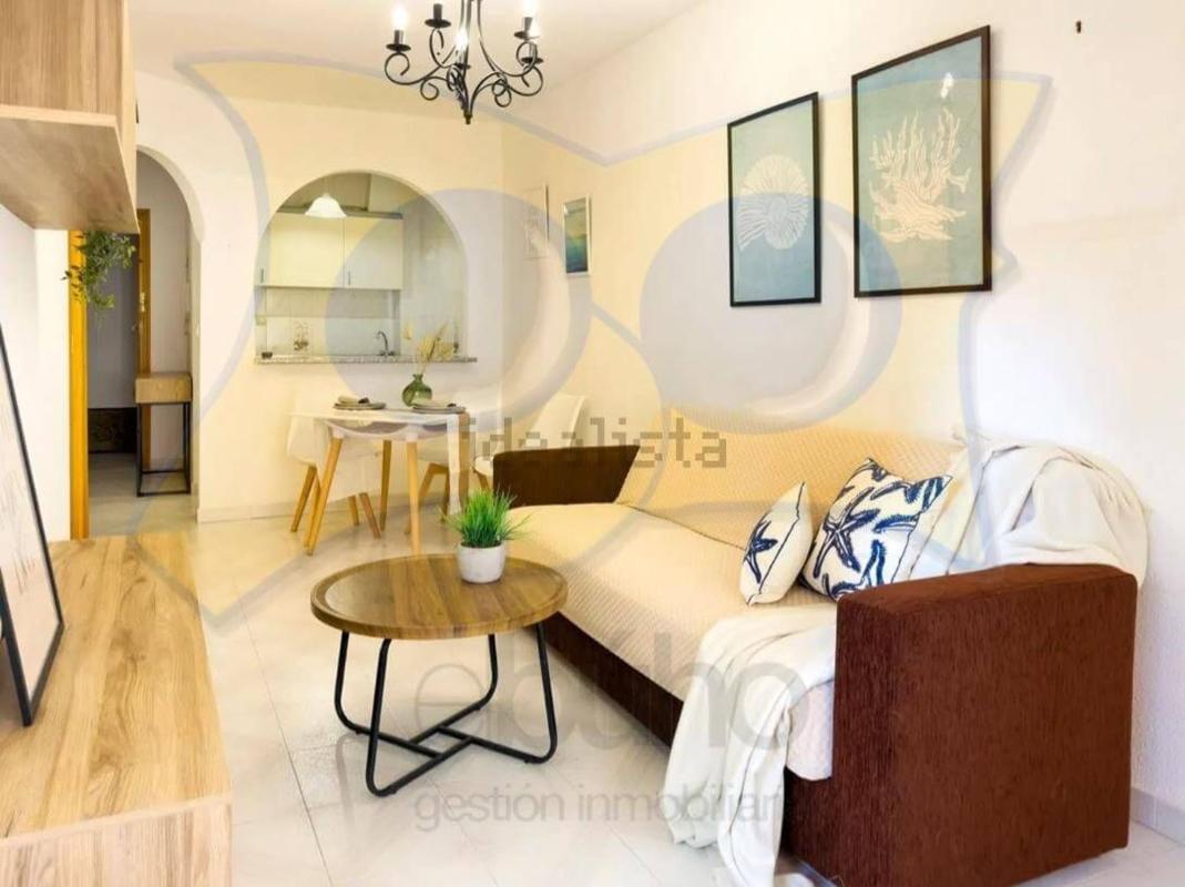 Sprzedaż mieszkania w Piso en Calle Vega Baja del Segura, 29, Playa de los Náufragos, Torrevieja, Torrevieja
 photo 5