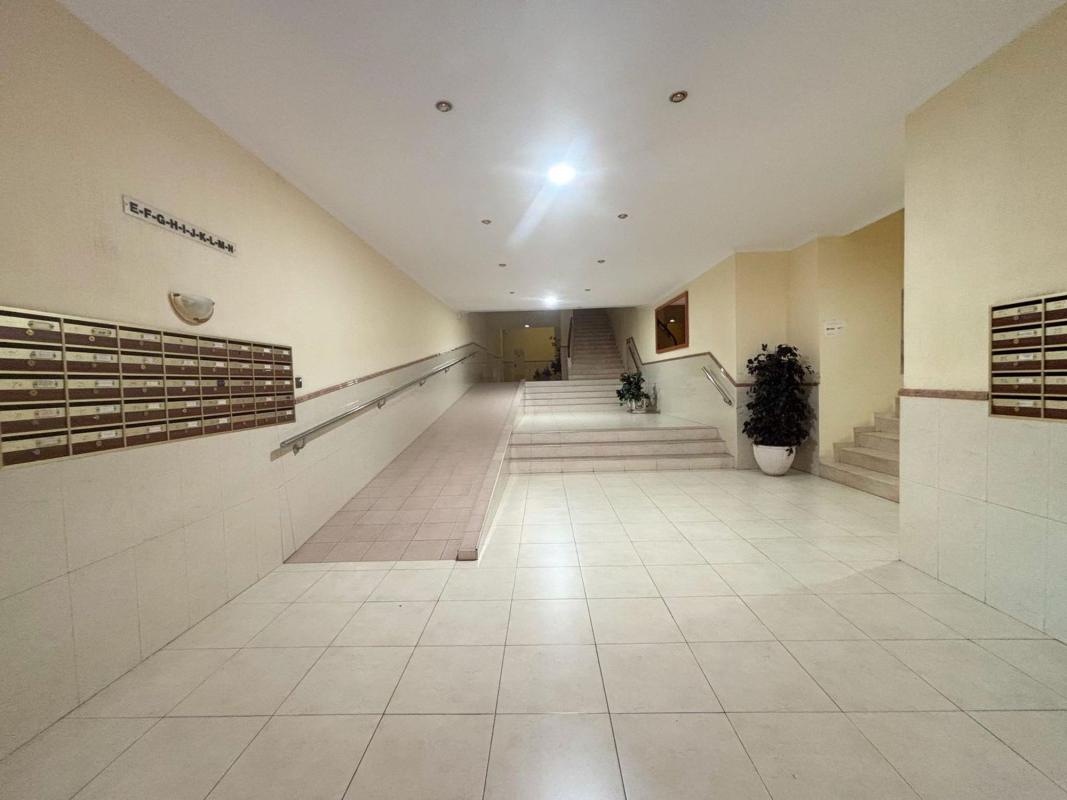 Venta de piso en Piso en Calle Ingeniero Sanchiz Pujalte, 19, Campoamor, Alicante / Alacant, Alicante / Alacant
photo 4