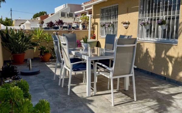 Chalet adosado en Plaza de las Gardenias, 1128, La Siesta - El Salado - Torreta, Torrevieja photo 4