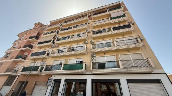 Venta de piso en Piso en Calle la Serrana, Almoradí, Almoradí
photo 1