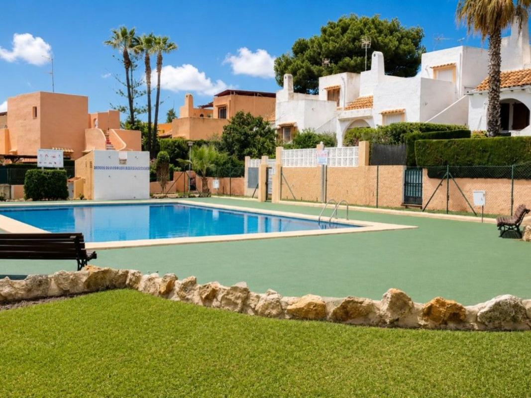 Properties for sale and rent in Spain photo 2