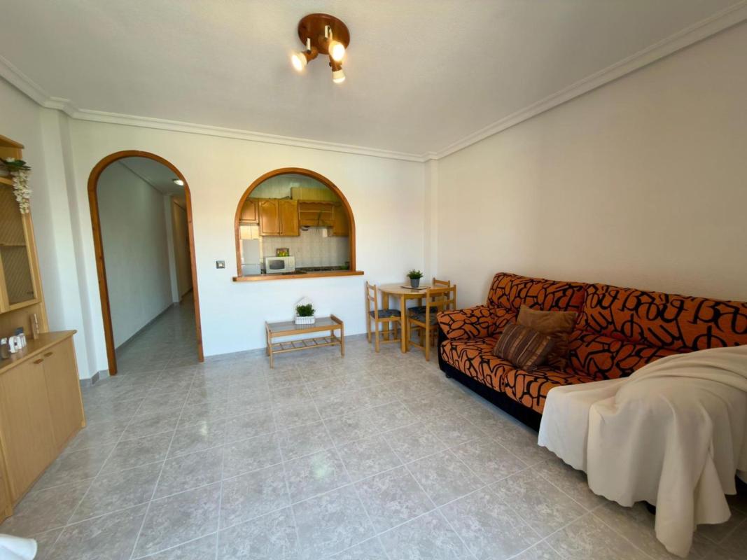 Venta de piso en Piso en Calle los Gases, 24, Avenida Habaneras - Curva de Palangre, Torrevieja, Torrevieja
photo 5
