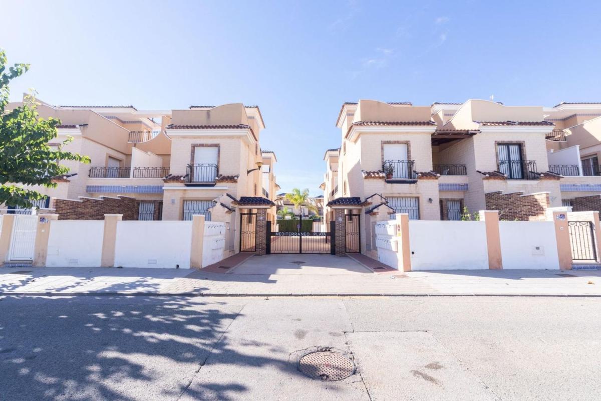 Properties for sale and rent in Spain photo 2
