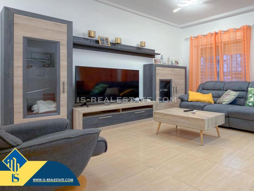 Venta de piso en Piso en Calle Monteagudo, El Acequión, Torrevieja, Torrevieja
photo 1