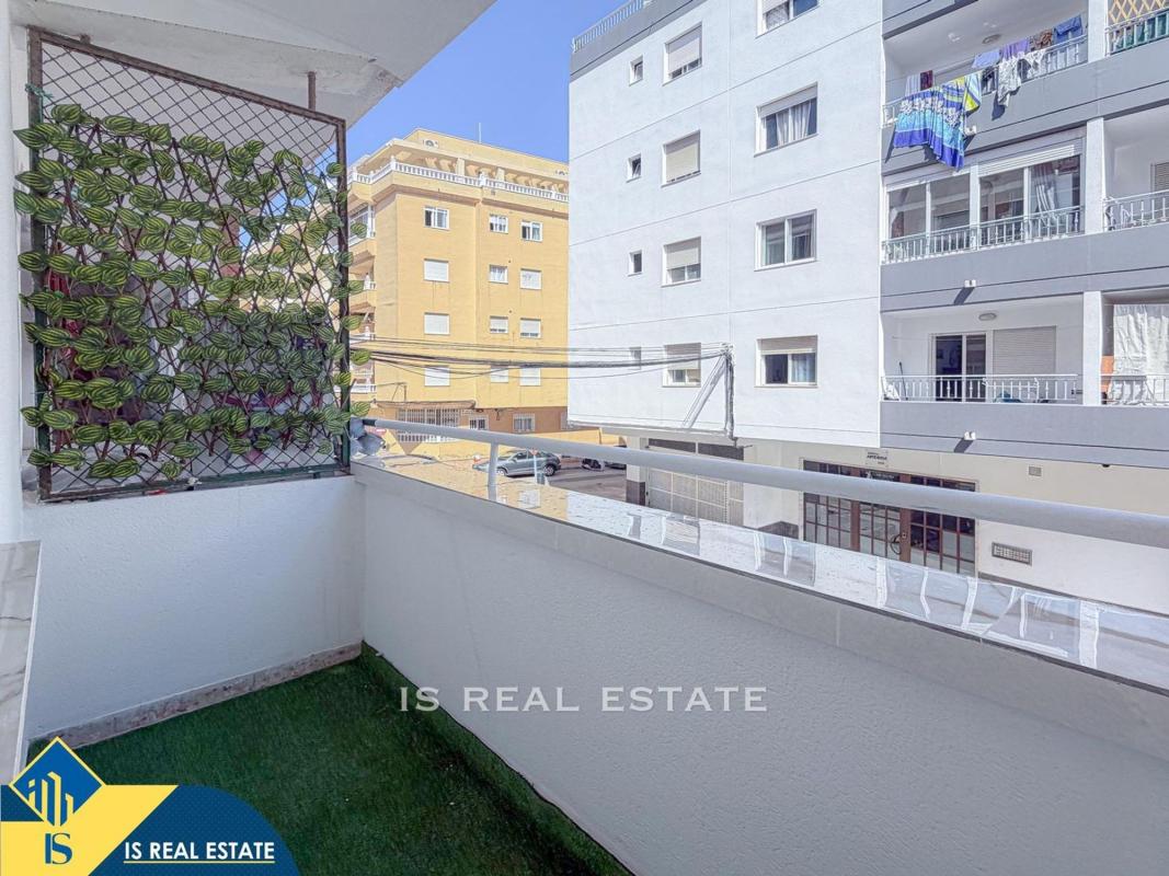 Sale of apartment in Piso en El Molino, Torrevieja, Torrevieja
photo 1