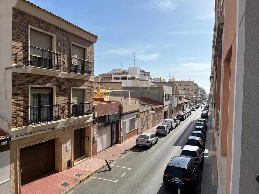 Venta de piso en Piso en Centro - Muelle Pesquero, Torrevieja, Torrevieja
photo 1