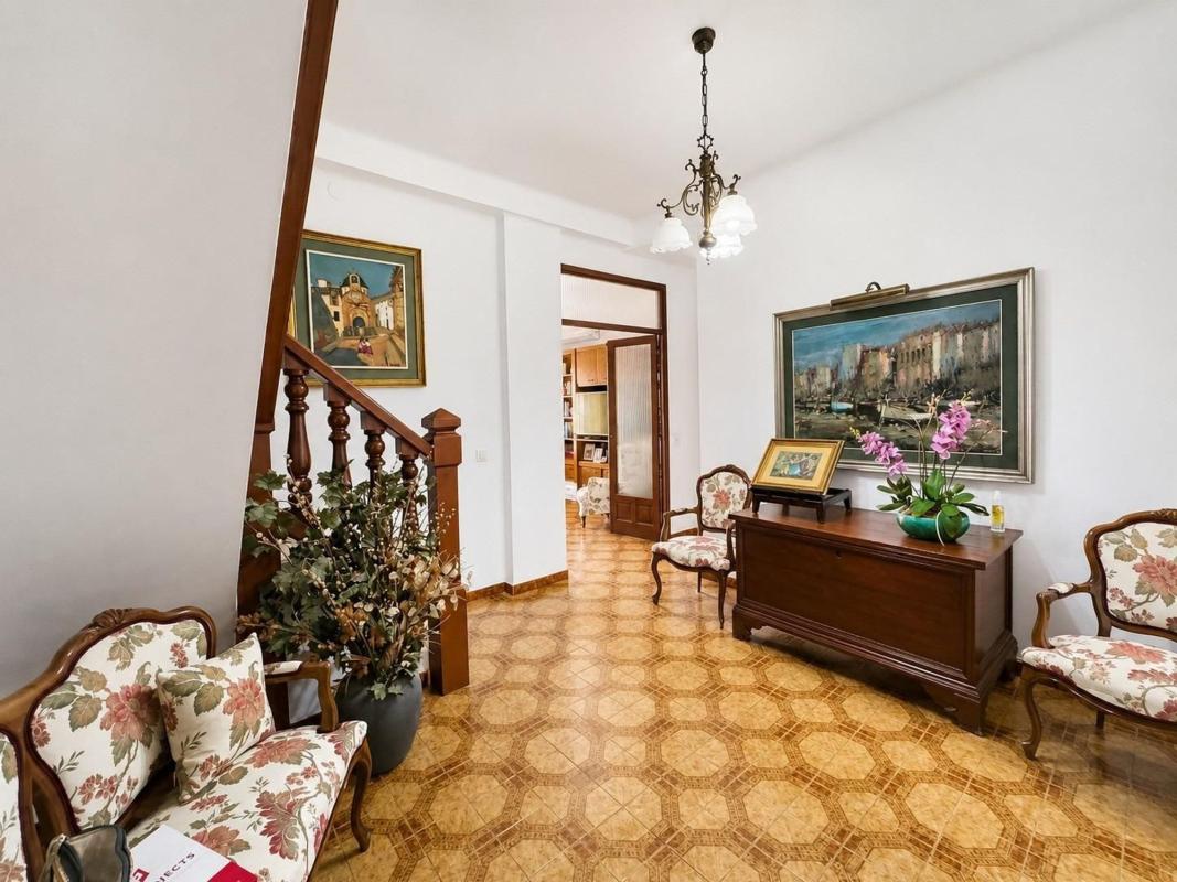 Properties for sale and rent in Spain photo 5