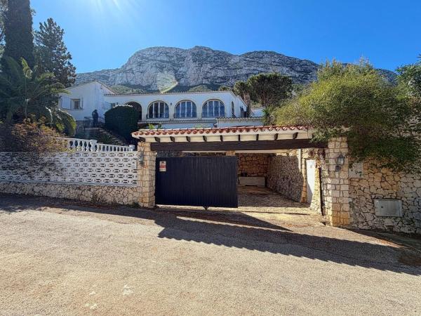 Casa o chalet independiente en Calle Magraner, El Montgó, Denia thumbnail 1