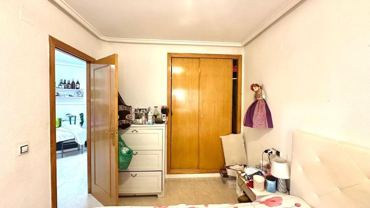 Venta de piso en Piso en Calle San Pascual, Avenida Habaneras - Curva de Palangre, Torrevieja, Torrevieja
 photo 5