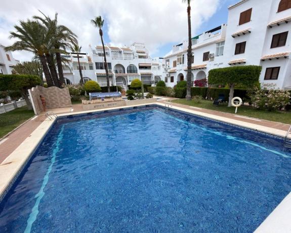 Продажа квартиры на Piso en Calle Elche, Rojales Hills - Rosa Bungalows, Rojales, Рохалес
photo 1