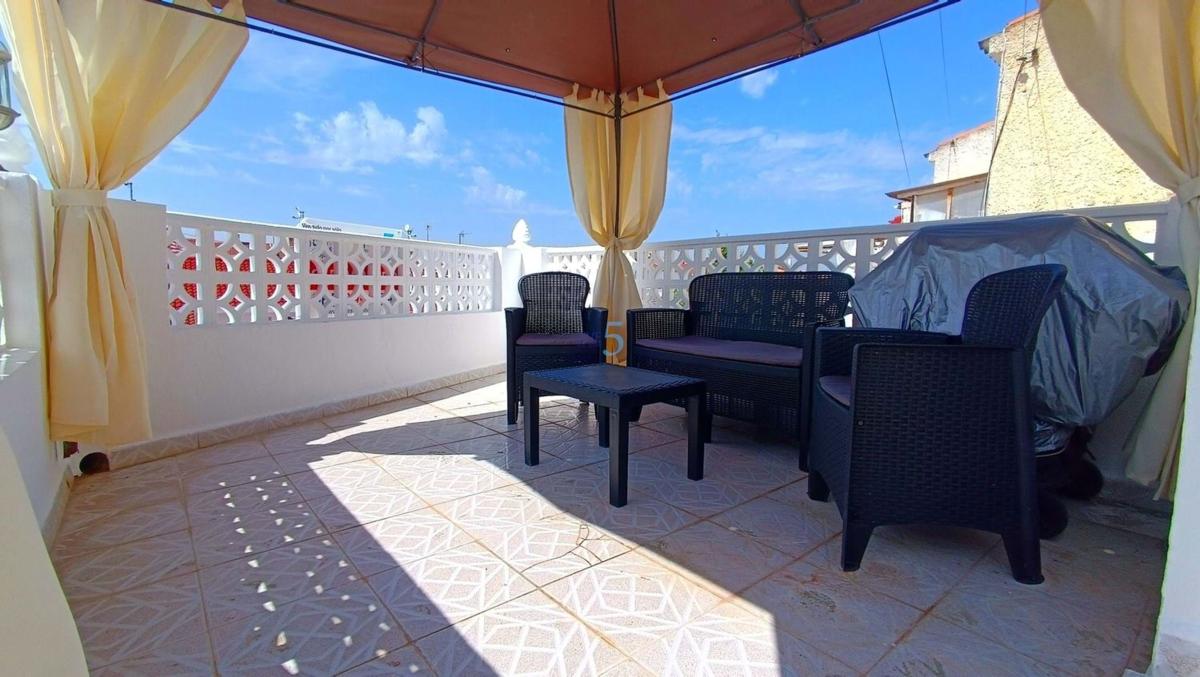 Sprzedaż mieszkania w Piso en La Siesta - El Salado - Torreta, Torrevieja, Torrevieja
 photo 2