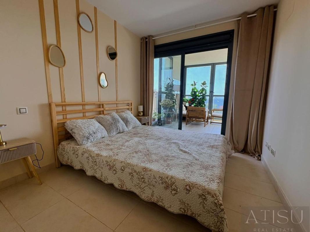 Venta de piso en Piso en Calle Sierra Dorada, Zona Sierra Helada, Benidorm, Benidorm
photo 3