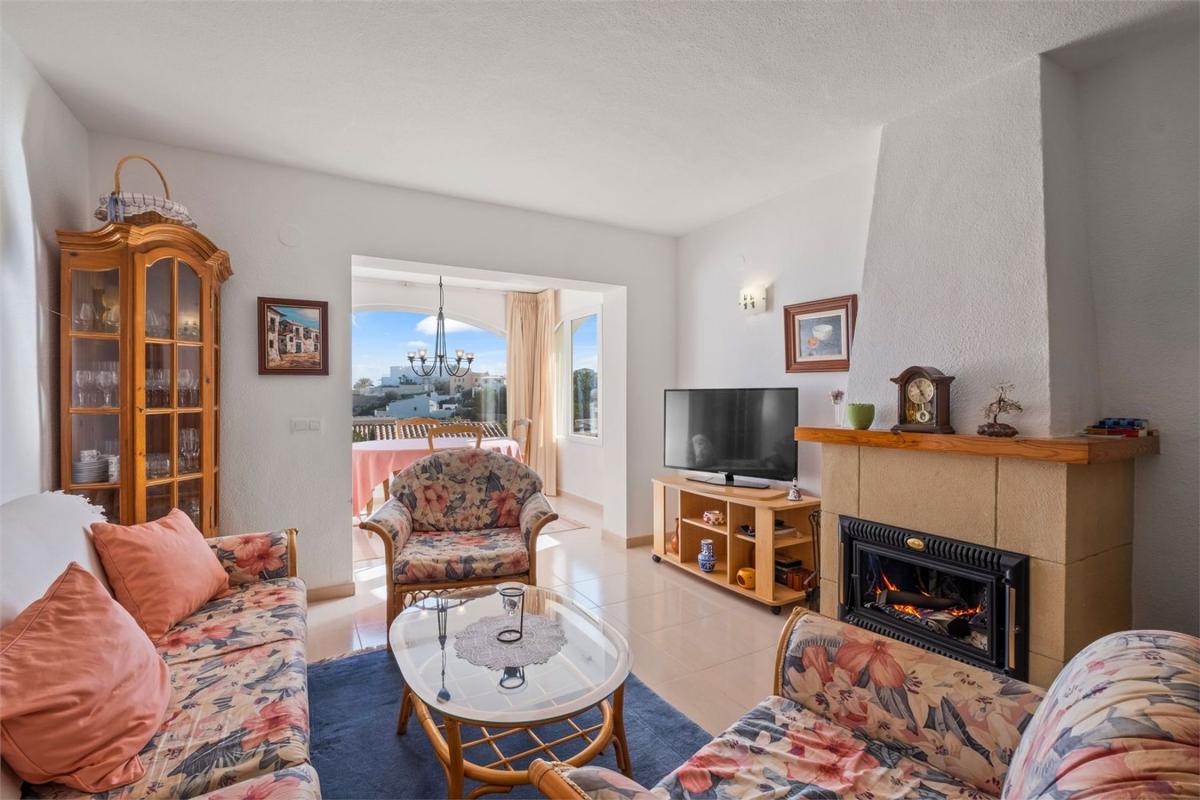 Properties for sale and rent in Spain photo 4